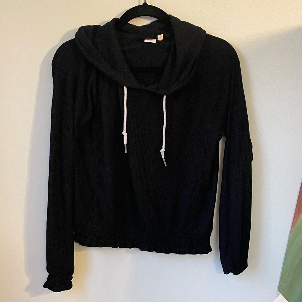 Make + Model XS Black Ribbed Hoodie